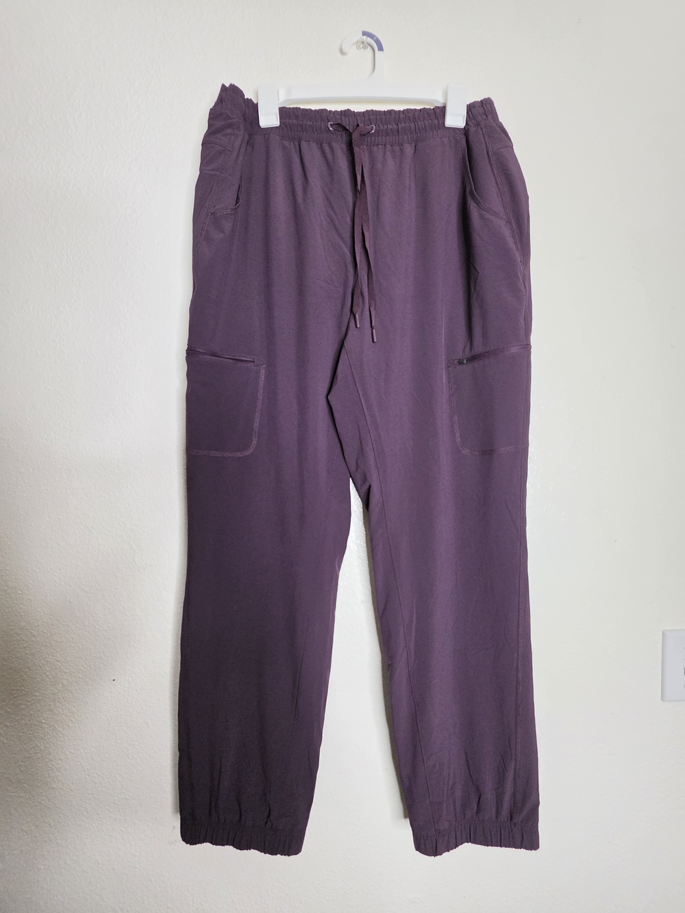 Eddie Bauer Womens 14 Fleece Lined Joggers Cargo Pants Purple Plaid Lined
